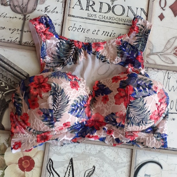 PINK Victoria's Secret Other - Super Cute Victoria secret Floral Bralette